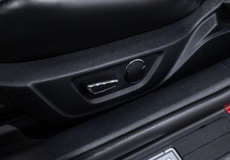 Подержанный автомобиль Ford Mustang Convertible 2019 года (28 фото)