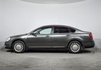 Подержанный автомобиль Nissan Teana 2006 года (8 фото)