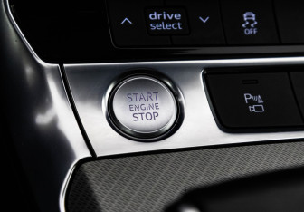 Подержанный автомобиль Audi A6 Wagon 2018 года (20 фото)