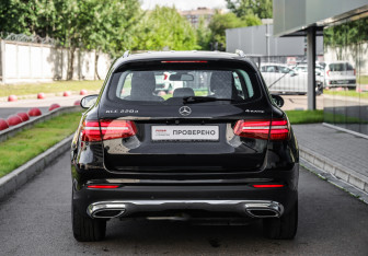 Подержанный автомобиль Mercedes-Benz GLC Coupe 2015 года (7 фото)