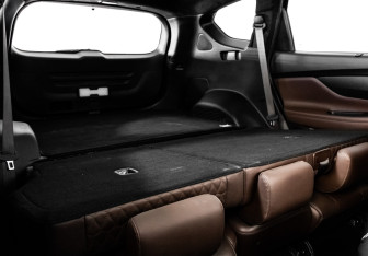 Подержанный автомобиль Hyundai Santa Fe 2018 года (27 фото)