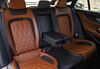 Подержанный автомобиль Mercedes-Benz AMG GT Liftback 2019 года (35 фото)