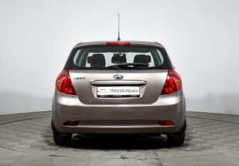 Подержанный автомобиль Kia Ceed Hatchback 2008 года (6 фото)