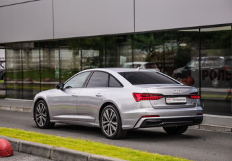 Подержанный автомобиль Audi A6 Sedan 2019 года (8 фото)