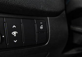 Подержанный автомобиль Kia Ceed Hatchback 2014 года (16 фото)