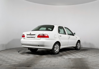 Подержанный автомобиль Fiat Albea 2010 года (5 фото)