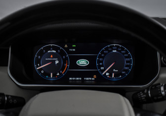 Подержанный автомобиль Land Rover Range Rover 2014 года (21 фото)