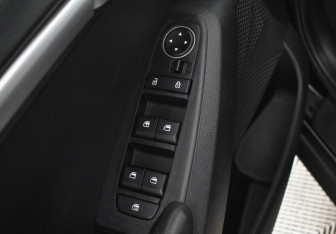 Подержанный автомобиль Kia Seltos 2021 года (18 фото)