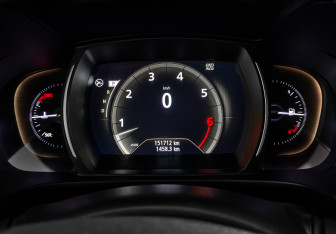 Подержанный автомобиль Renault Koleos 2017 года (19 фото)