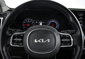 Подержанный автомобиль Kia Sorento 2021 года (16 фото)