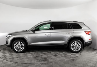 Подержанный автомобиль Skoda Kodiaq 2021 года (8 фото)