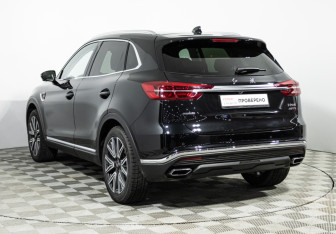 Подержанный автомобиль Hongqi HS5 2024 года (7 фото)