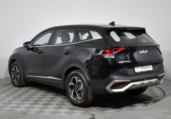 Подержанный автомобиль Kia Sportage 2022 года (7 фото)