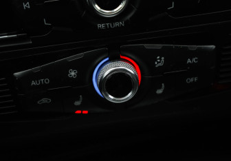 Подержанный автомобиль Audi A4 Sedan 2015 года (18 фото)