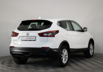 Подержанный автомобиль Nissan Qashqai 2021 года (5 фото)