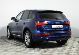 Подержанный автомобиль Audi Q5 2015 года (7 фото)