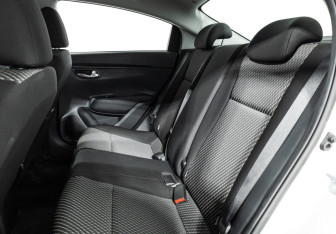 Подержанный автомобиль Kia Rio Sedan 2020 года (10 фото)