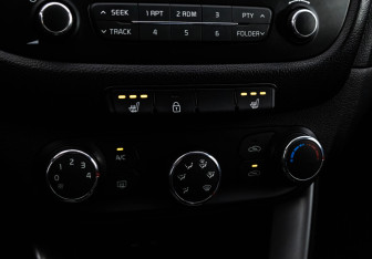 Подержанный автомобиль Kia Ceed Wagon 2014 года (13 фото)