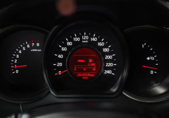 Подержанный автомобиль Kia Ceed Hatchback 2015 года (12 фото)