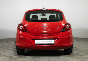 Подержанный автомобиль Opel Corsa 2007 года (6 фото)