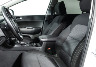 Подержанный автомобиль Kia Sportage 2021 года (16 фото)