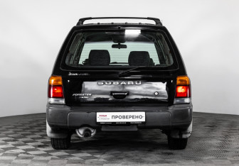 Подержанный автомобиль Subaru Forester Suv 1999 года (6 фото)