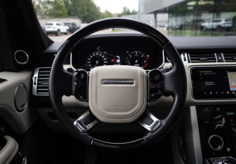 Подержанный автомобиль Land Rover Range Rover 2020 года (9 фото)