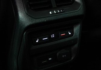 Подержанный автомобиль Volkswagen Tiguan 2017 года (20 фото)