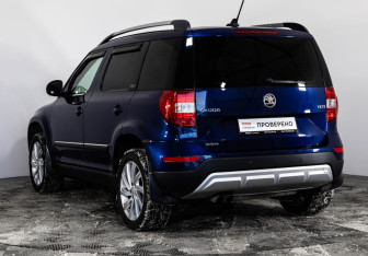 Подержанный автомобиль Skoda Yeti 2017 года (7 фото)