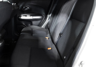 Подержанный автомобиль Nissan Juke 2017 года (10 фото)