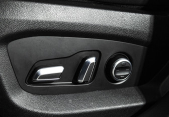 Подержанный автомобиль Exeed VX 2023 года (16 фото)