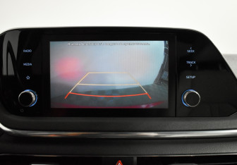 Подержанный автомобиль Hyundai Sonata 2020 года (18 фото)