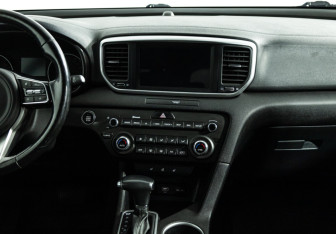 Подержанный автомобиль Kia Sportage 2021 года (14 фото)