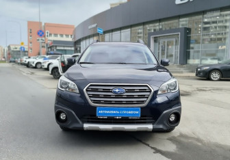 Подержанный автомобиль Subaru Outback Wagon 2015 года (2 фото)
