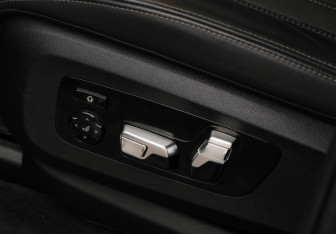 Подержанный автомобиль BMW X5 2019 года (28 фото)