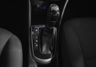 Подержанный автомобиль Hyundai Solaris Sedan 2014 года (17 фото)