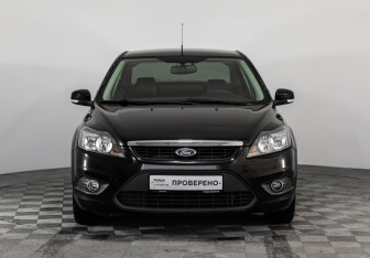Подержанный автомобиль Ford Focus Sedan 2008 года (2 фото)