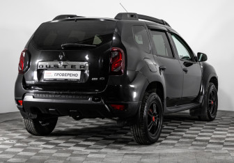 Подержанный автомобиль Renault Duster 2015 года (5 фото)