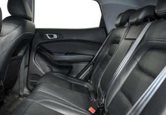 Подержанный автомобиль Chery Tiggo 4 2021 года (11 фото)