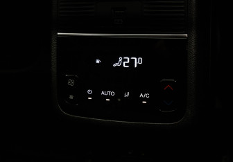 Подержанный автомобиль Exeed VX 2022 года (28 фото)