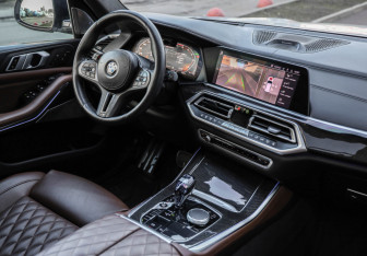 Подержанный автомобиль BMW X5 2019 года (34 фото)
