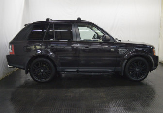 Подержанный автомобиль Land Rover Range Rover Sport 2010 года (4 фото)