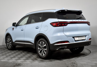 Подержанный автомобиль Chery Tiggo 7 Pro Max 2023 года (7 фото)