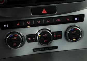 Подержанный автомобиль Volkswagen Passat Sedan 2014 года (18 фото)