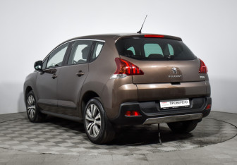 Подержанный автомобиль Peugeot 3008 2014 года (6 фото)