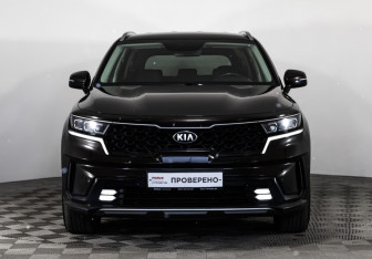 Подержанный автомобиль Kia Sorento 2021 года (2 фото)