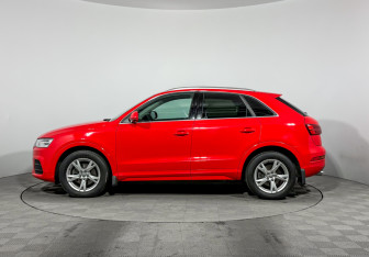 Подержанный автомобиль Audi Q3 2016 года (8 фото)