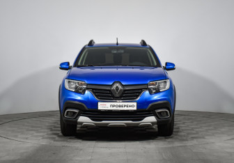 Подержанный автомобиль Renault Sandero 2019 года (2 фото)