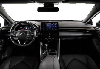 Подержанный автомобиль Omoda C5 2022 года (12 фото)