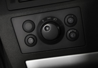 Подержанный автомобиль Opel Zafira Compactvan 2012 года (18 фото)